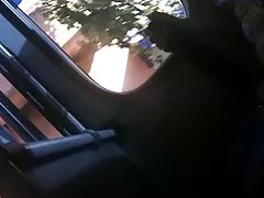 Ik denk dat ze mijn lul houdt
