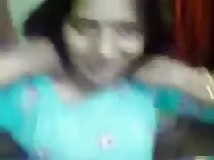 Sexy indianendorp bhabi eerste keer geneukt door vriend