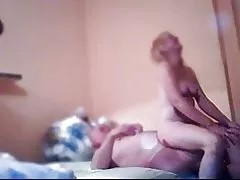 Hete sex in bed