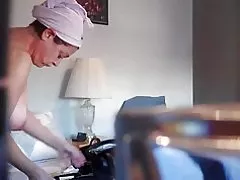 Tante naakt verborgen cam