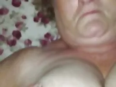 BBC tittyfucking rondborstige rijpe pt3 met Cumshots In t gezicht